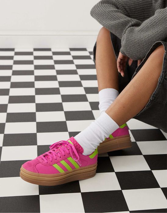 Жіночі adidas originals gazelle bold platform trainers in purple and green