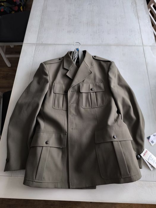 Mundur wyjściowy oficera wojsk lądowych