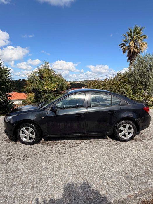 Chevrolet Cruze 1.6 LS — photo 4
