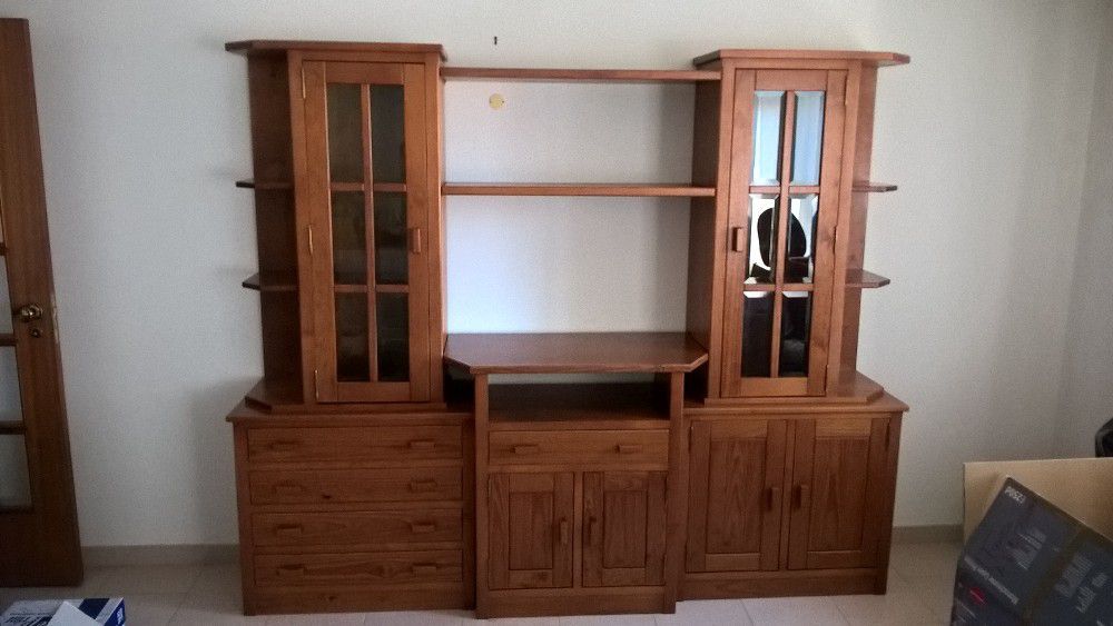 Mobilia de sala em pinho mel