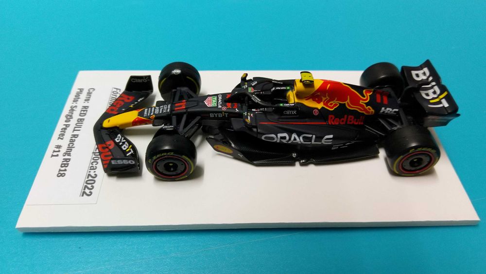 Red Bull RB18 #11 Perez - Mundial Fórmula 1 2022 - Miniatura 1/43
