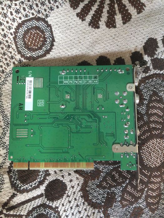 плата тв тюнер 505 UA