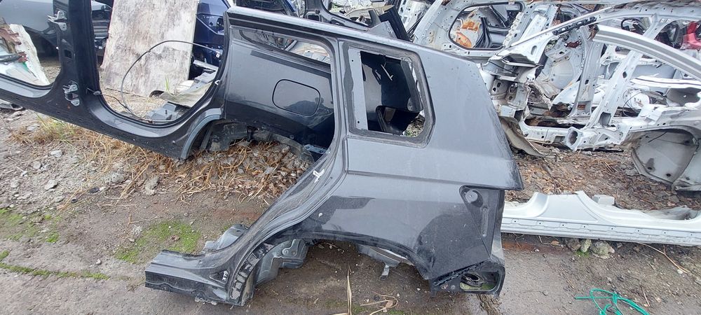 Mercedes GLK четверть задняя чверть права мерседес жлк 204 чвертка