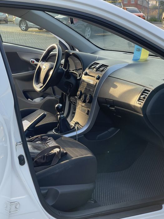 Toyota Corolla 2011