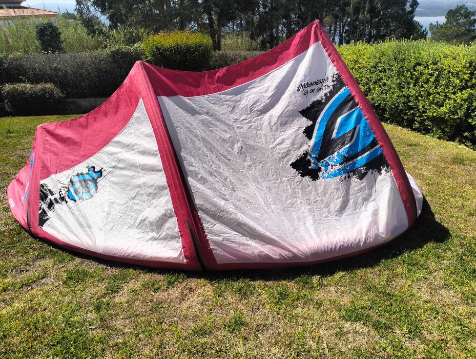 Kite F-One Revolt II 13m