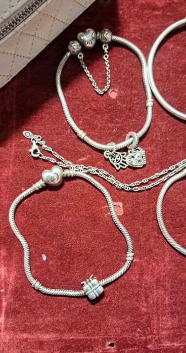 Pandora pratas lote pulseiras aneis e fio.