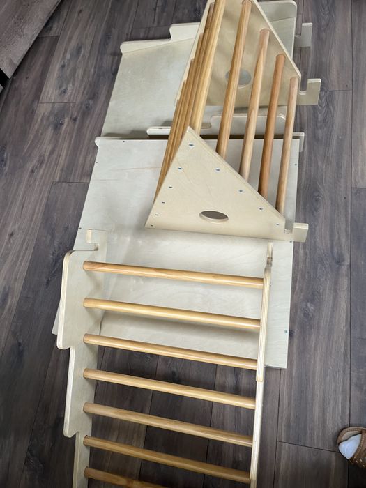 Duży drewniany plac zabaw mamabrum