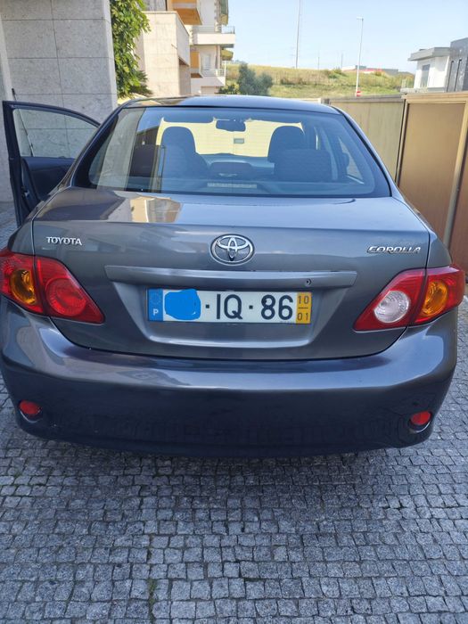 Toyota Corolla 2010 — photo 3