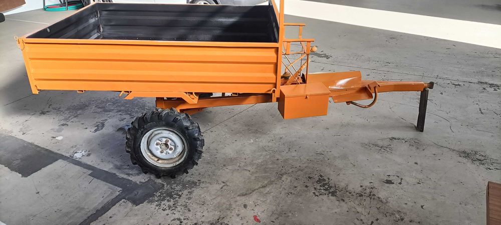 Atrelado com tração kubota