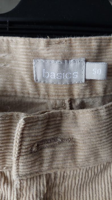 Calça de bombazina beges