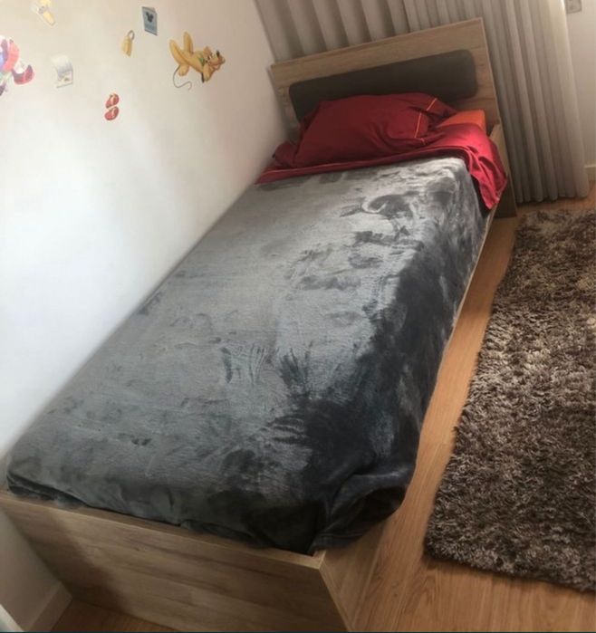 Cama 90x200 cabeceira e gavetão