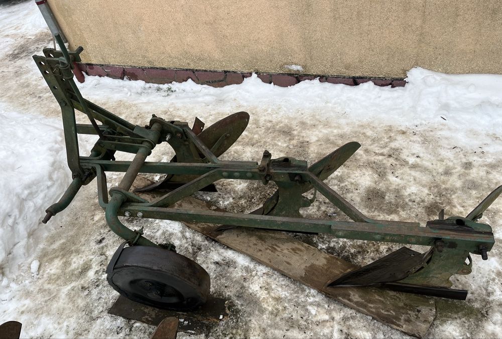 Плуг Unia Grudziadz 3/30 см