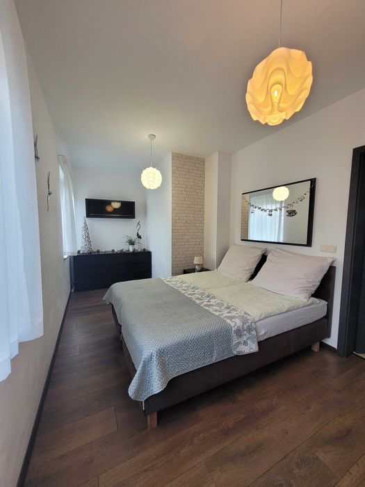 Apartament od 23.08,  2 pok, garaż.