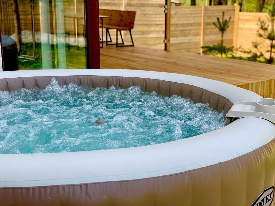 Посуточно. Бассейн. Чан на дровах. Генератор. Сауна. Подобово