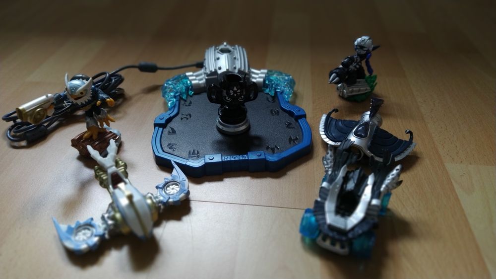 Skylanders Superchargers: figurki, puchar, pojazdy, portal, gra,