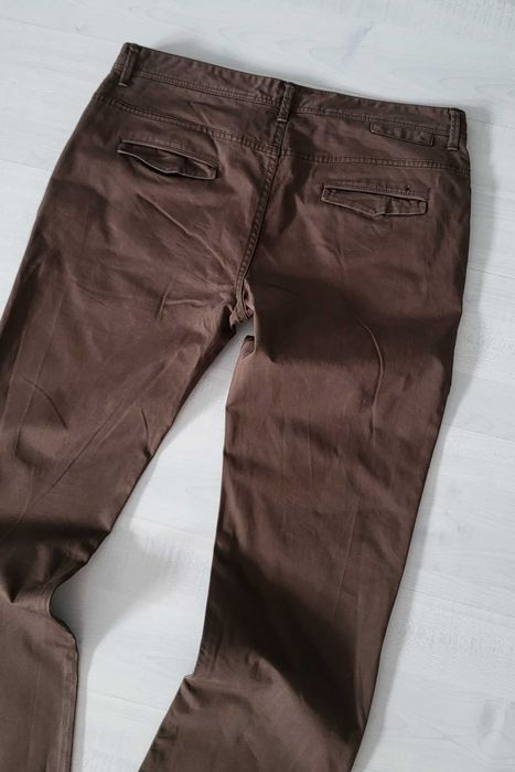ZARA brązowe spodnie XL 36