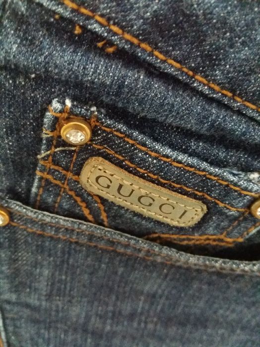 Gucci jeansy 29