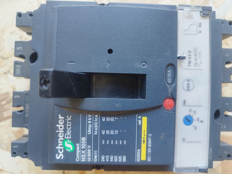 Disjuntor Schneider Electric Nsx100B - 22