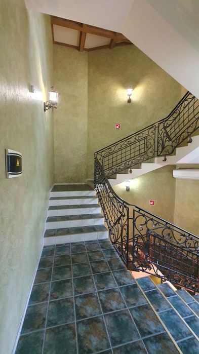 ПРОДАЖ ГОТЕЛЬНОГО КОМПЛЕКСА "Летючий Голандець" в м. Ужгород [діючий]