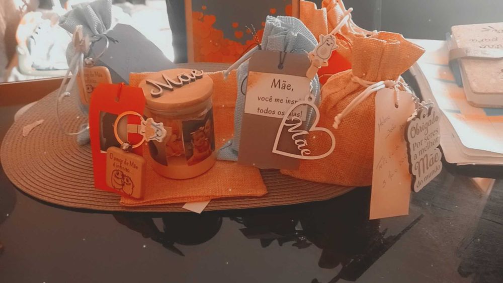 Sou ama ,tenho amor para dar.