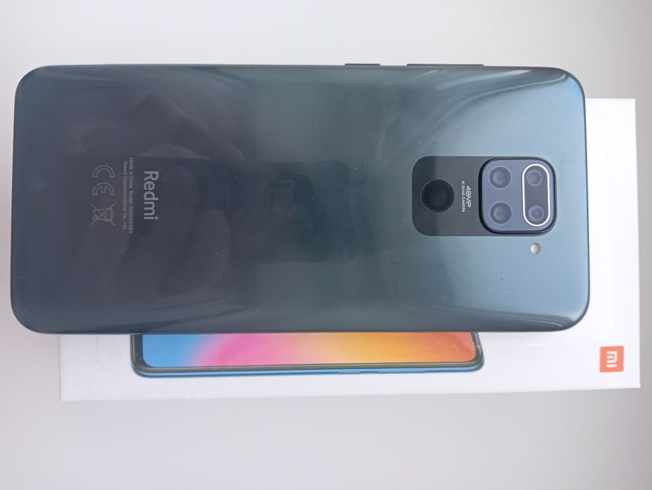 Продам смартфон redmi note 9