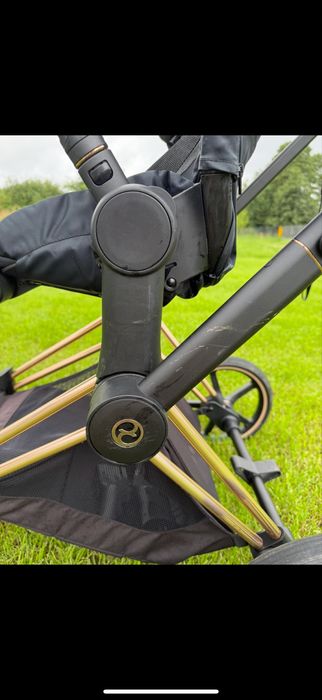 Cybex Priam 2.0 Gold Rose czarny wózek spacerówka gondola adaptery
