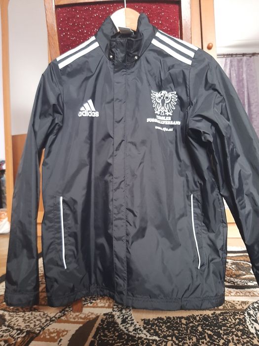 Осіння вітровка Adidas на gore-tex