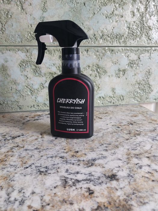 DLA PANI DESCZ Lush Cherryish mgiełka do ciała 200ml