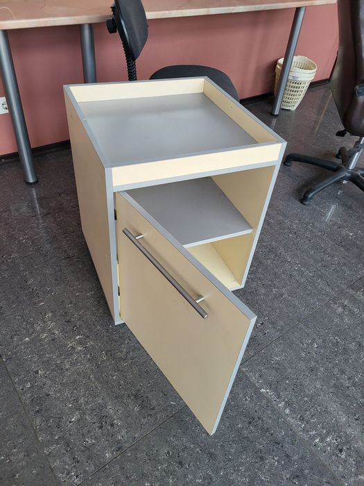 Продам парикмахерское оборудование