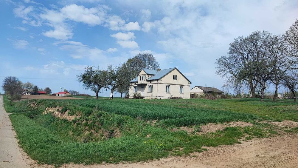 Dom na sprzedaż - Łubcze - 120 m²