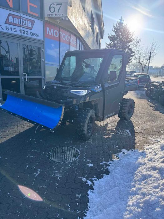 Pakiet do odśnieżania Ranger XP1000 Pług