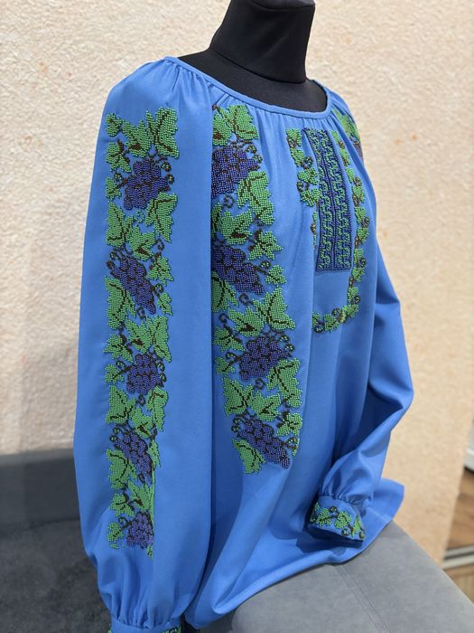 Вишиванка ручної роботи