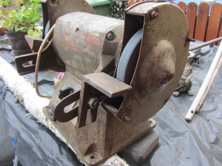 Szlifierka  Elma 230 V