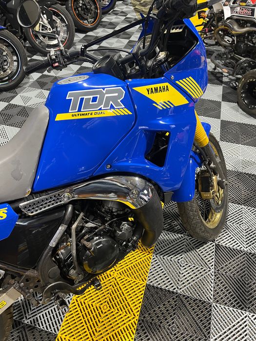 Yamaha TDR 250 impecável