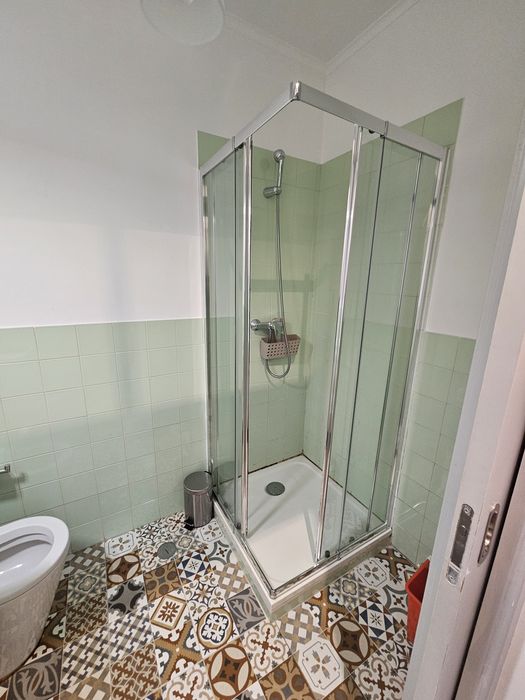 Arrendamento de excelente T1+1, perto metro Avenida Liberdade