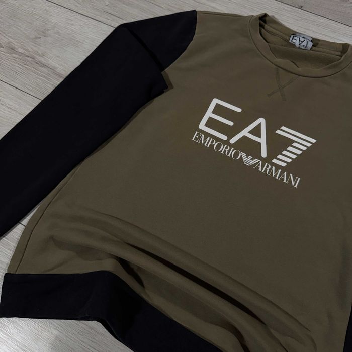 Кофта Світшот Армані EA7 Emporio Armani, розмір M (Оригінал)