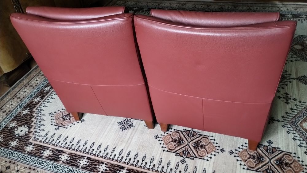 Sprzedam dwa fotele skórzane kolor bordo