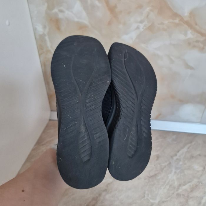 Жіночі кросівки Sketchers р.36, 23 см