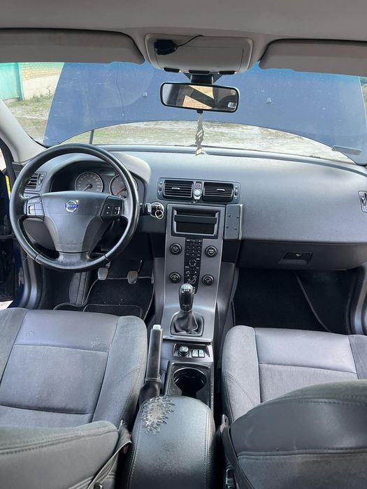 Продам  Volvo V 50    В Харькове !!!