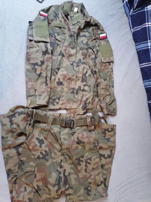 Spodnie i bluza moro. Mundur.