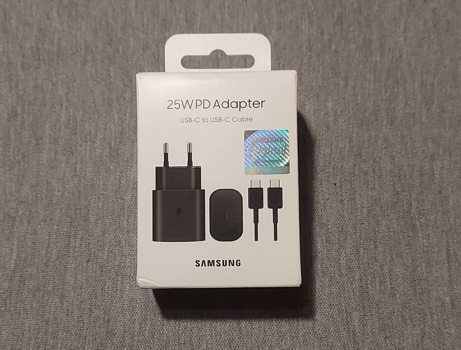 Ładowarka Samsung 25W z kablem USB-C.
