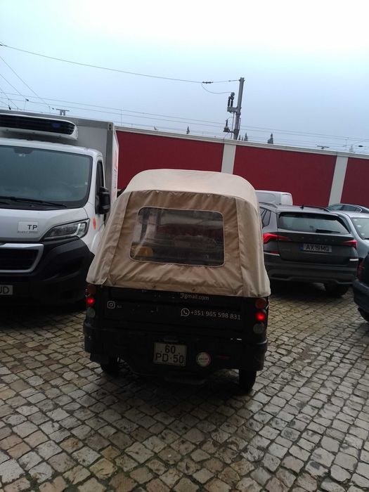 Tuk tuk Piaggio 3 cintos.