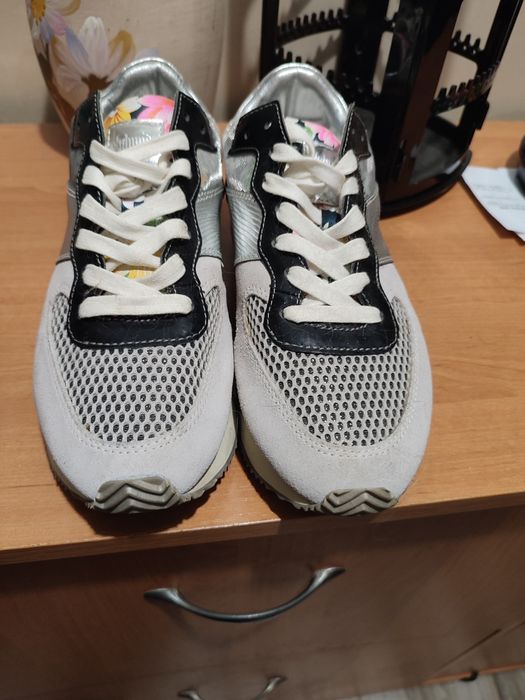 Продам кросівки Peter Schmid