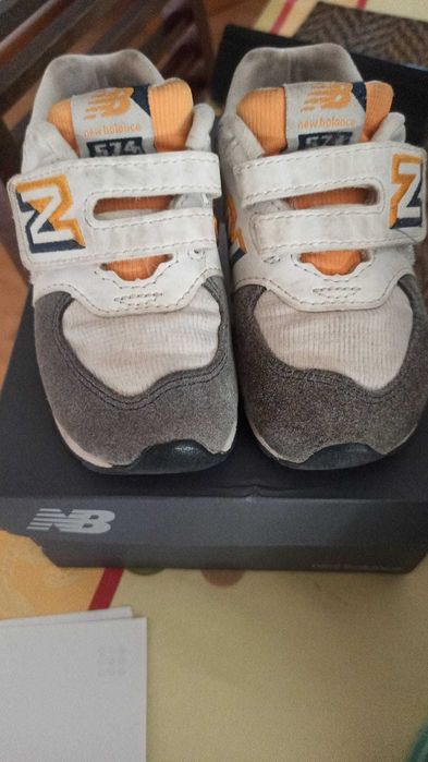 Ténis New Balance Tamanho 24