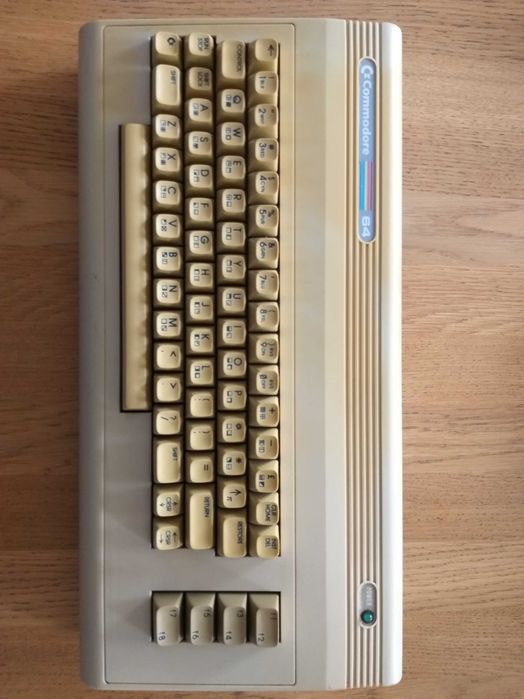 Commodore c64 G (Breadbin) - KLASYK
