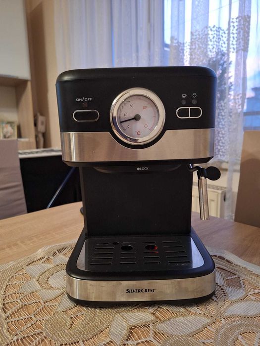 Używany ekspres kolbowy, 1100 W