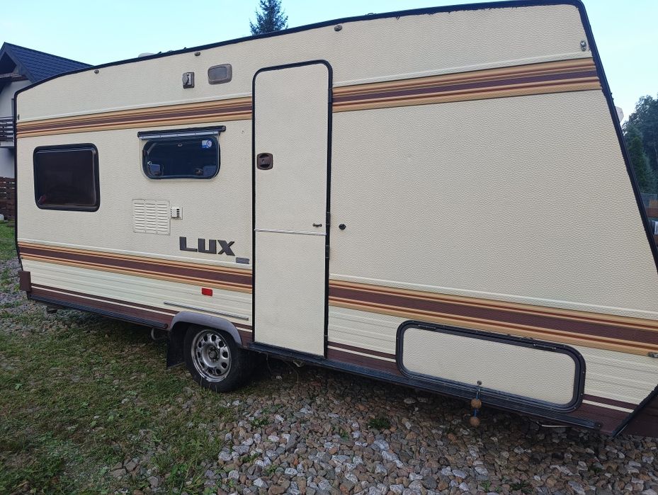 Przyczepa kempingowa Bürstner Lux