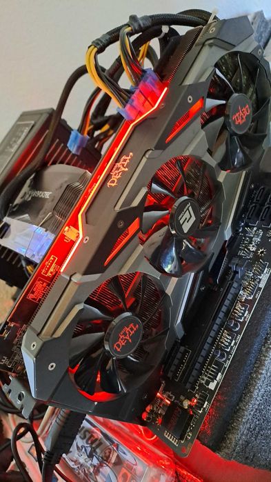 Placa gráfica AMD Radeon Powercolor Red Devil RX 5700 XT 8GB GDDR6