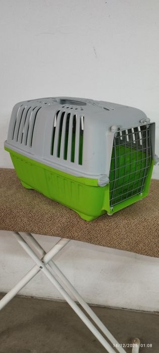Transportadora para gatos. Medidas: 41x30x31. Em Loulé.