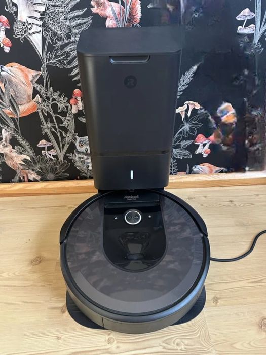 Robot odkurzający iRobot Roomba i7+